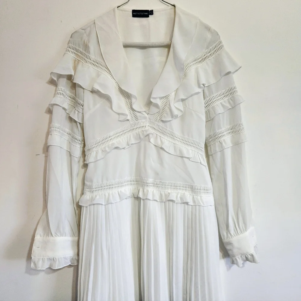 Romantic white dress NEW ruffled cutout details and pleated skirt. Shabby CHIC S - Picture 12 of 13